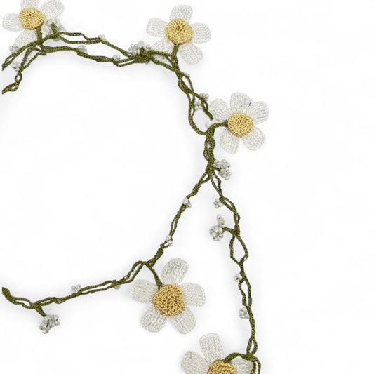Elissa Crochet Lariat Necklace - Daisy 1