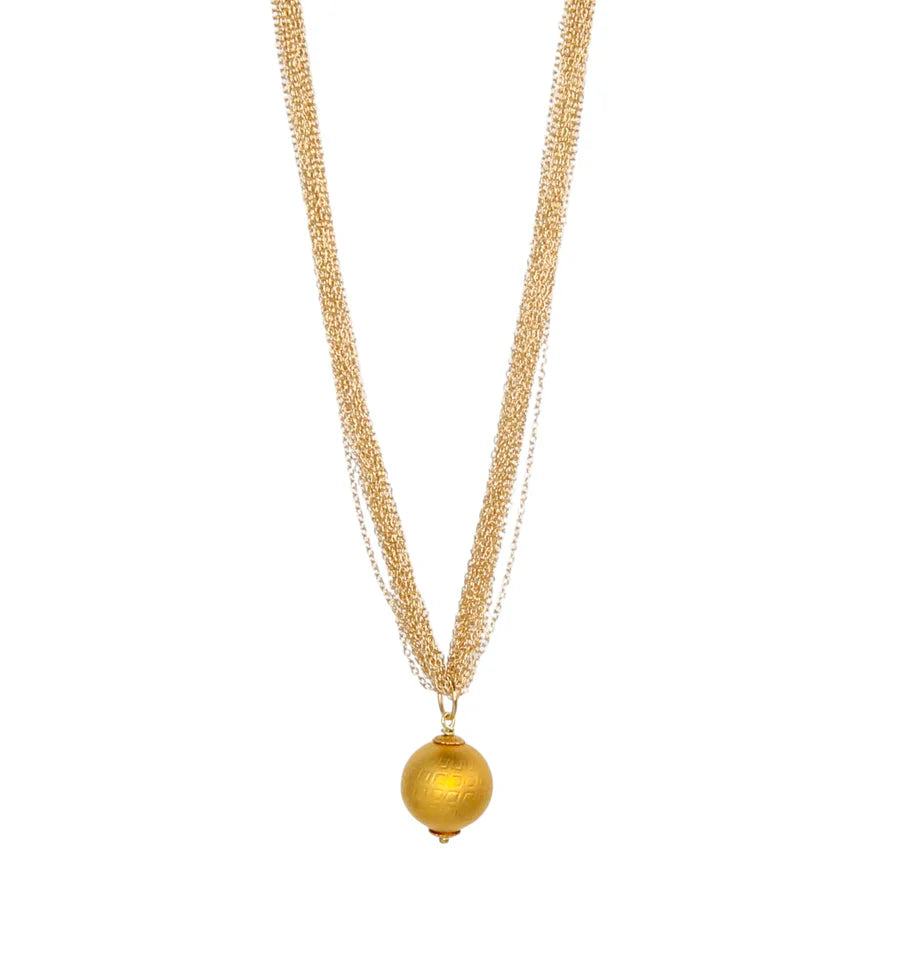 Halo Pendant in Gold